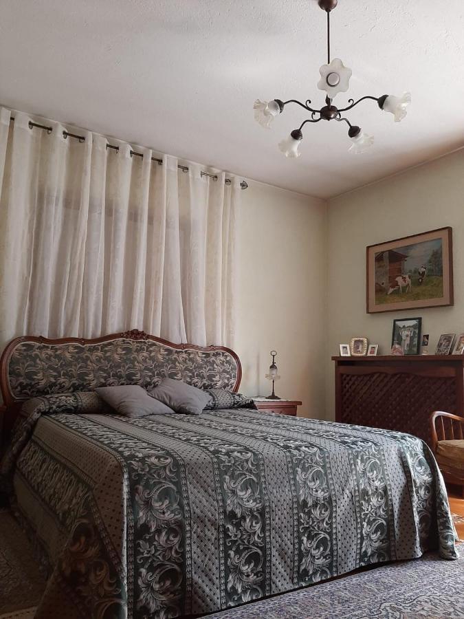 Bed and Breakfast Les Hirondelles Феніс Екстер'єр фото